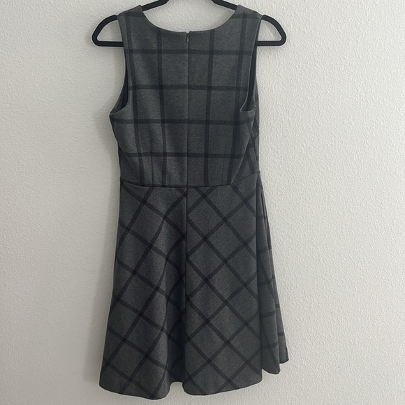 Banana Republic Windowpane Plaid Skater Dress – Size 6 – Preppy Academia Style - Picture 6 of 8